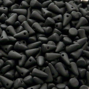 50ks České skleněné mačkané korálky trny 5x8mm černá mat