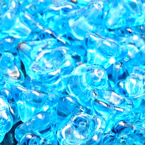 10ks České skleněné mačkané korálky zvonečky 11x13mm světlá akva